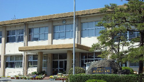 西牟田小学校