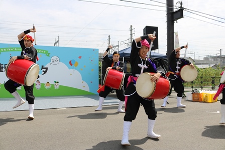 琉球國祭り太鼓による演舞