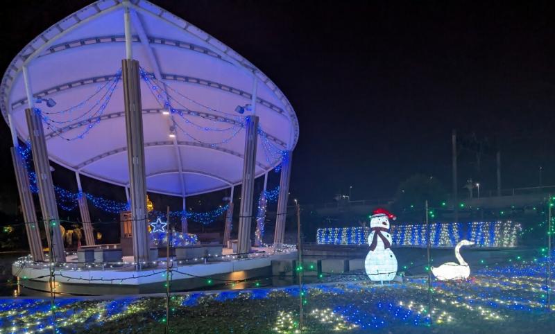 筑後船小屋駅前広場イルミネーション 筑後船小屋駅前広場イルミネーション