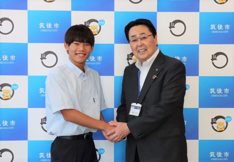 表敬訪問（柳川高校水泳部）