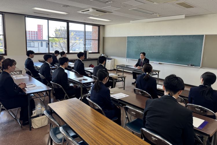 新規採用職員研修 新規採用職員研修